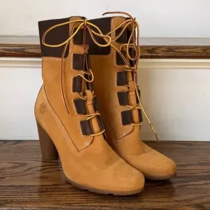 Timberland Genuine Leather Suede Round Heeled Lace Up Mid Calf Boots Wheat Tan