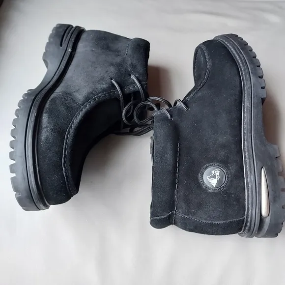 Tims Outdoor Men’s Suede Chunky Sole Boots size 10D