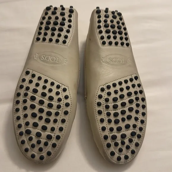 Tod's Authentic Gommino driving Loafers Made in Italy