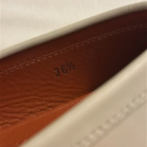 Tod's Authentic Gommino driving Loafers Made in Italy