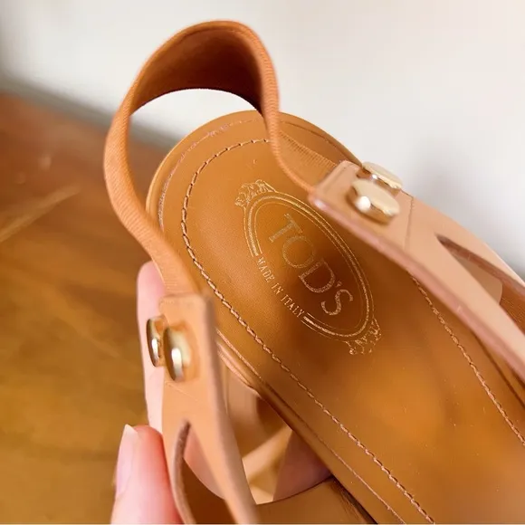 TOD’S • cognac block heel sandals leather made in Italy tan designer