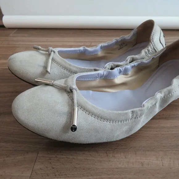 TOD'S Dee Laccetto Silver Metallic Leather Foldable Ballet Flat Shoes Size US 6