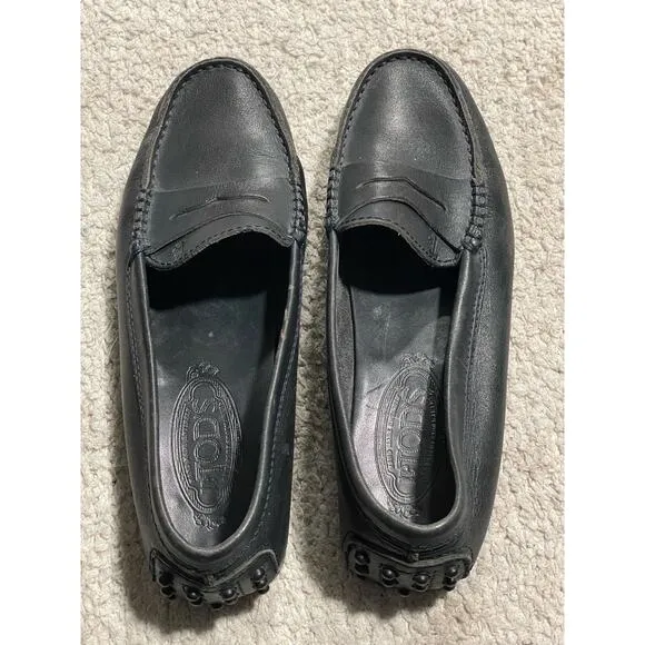 Tods Driving Loafers Womens Sz 35 / US 5 Leather Black Handmade Italy Flats