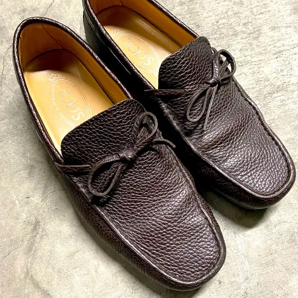 TOD’S Driving Loafers