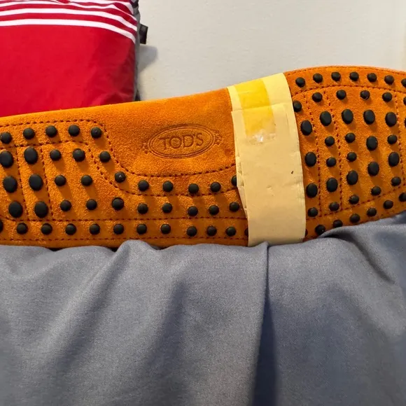 Tod’s driving loafers