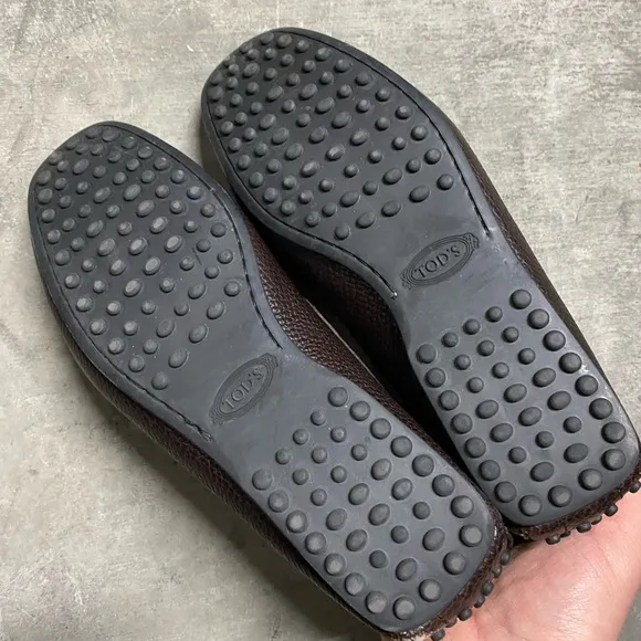 TOD’S Driving Loafers