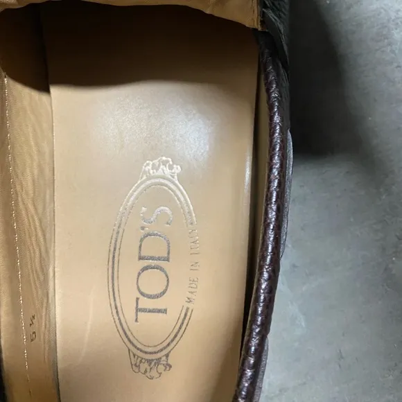 TOD’S Driving Loafers