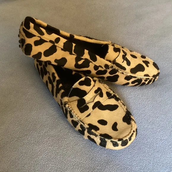 Tod’s Gommino driving loafers New Condition