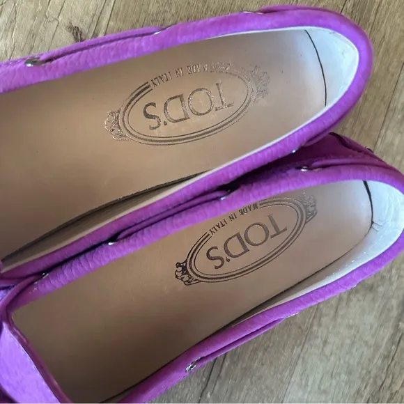 Tod’s Gommino Leather Driving Loafer
