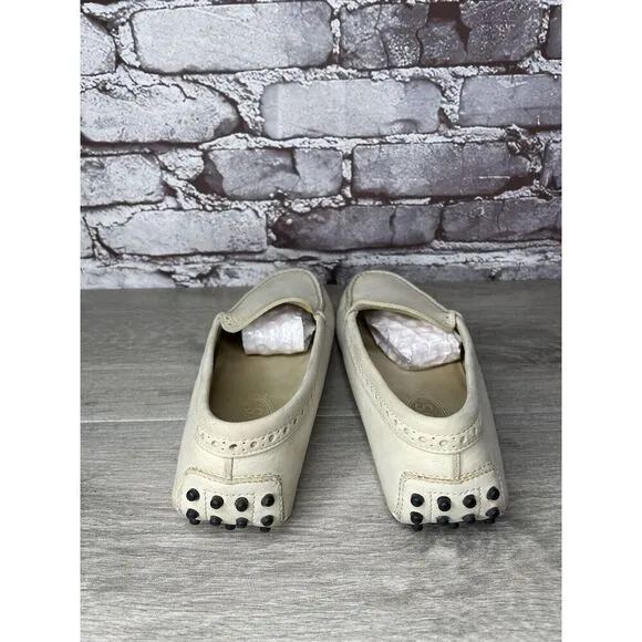 TOD'S Ivory Off White Suede Leather Moc Loafers Driving Shoes Women Sz 38EU/7.5M