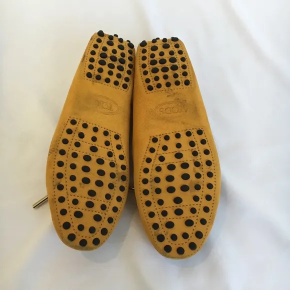 TOD’S LOAFERS SIZE 36.5 6.5 6 GOMMINO DRIVING SHOES YELLOW LEATHER FLATS Womens