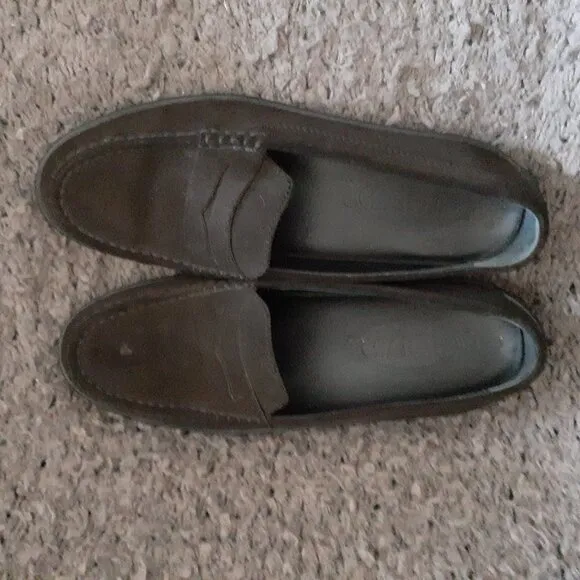 TOD'S-Loafers-Very Dark Brown Suede-Solid Sole w/Nubs-Sz 38.5-Excellent