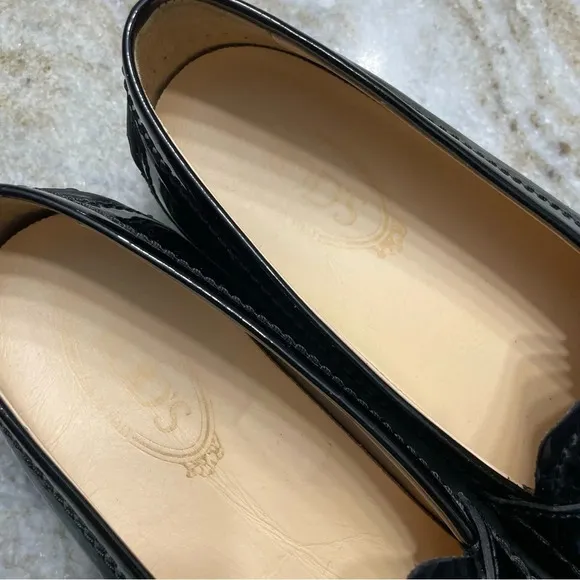 Tod’s Made In Italy Women’s Size 9.5 Patent Leather Penny Driving Loafers Flats
