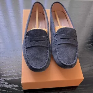 Tod’s Women Gommini Driving Suede Loafers, like new