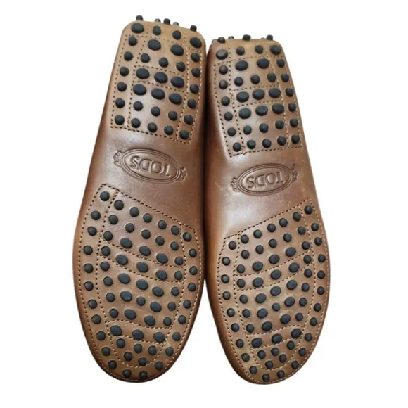 TOD’S Women's  Driving Loafers Brown Size EU 37.5US 7.5 Silver Hardware Slip-on.