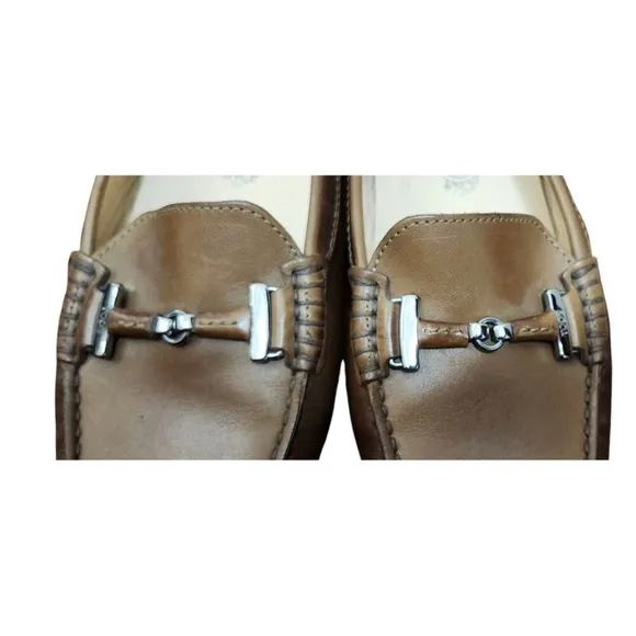 TOD’S Women's  Driving Loafers Brown Size EU 37.5US 7.5 Silver Hardware Slip-on.