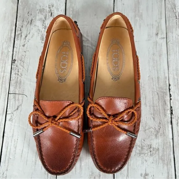 Tod's Women’s Brown Leather Gommino Bow Slip On Driving Loafers Size 34 PRISTINE