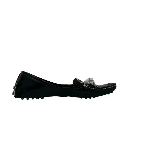 Tod's Women’s size 6.5 Black patent leather bow Gommino Driving Loafers flats