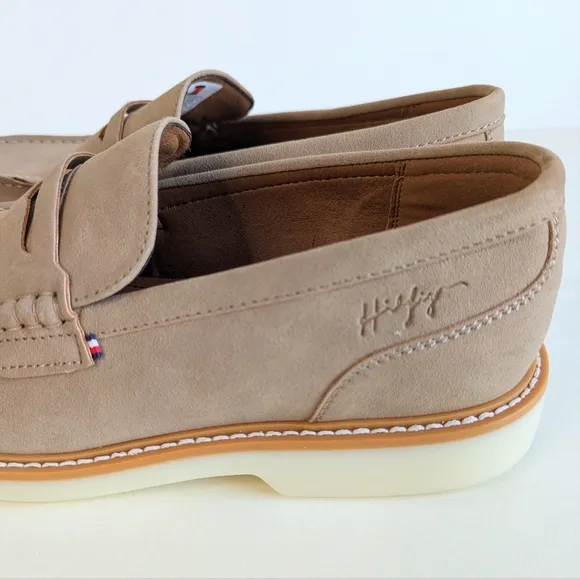 Tommy Hilfiger Cushioned Sector Round Toe Platform Penny Loafer Camel 10½
