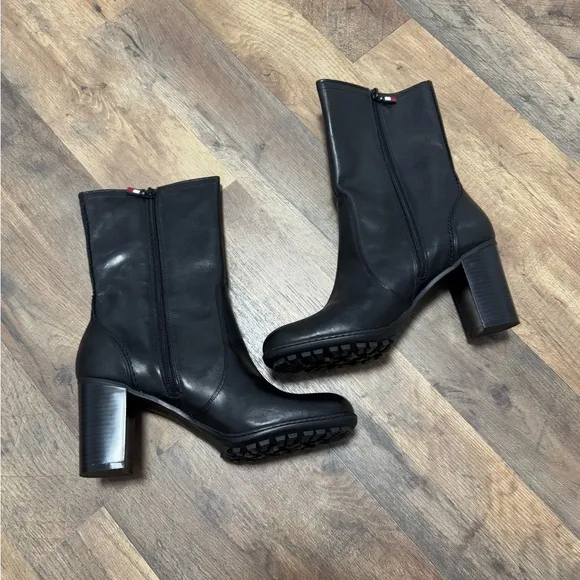 Tommy Hilfiger, Tommy Girl Black Mid Calf Stacked Heel Boots NWT Size 10