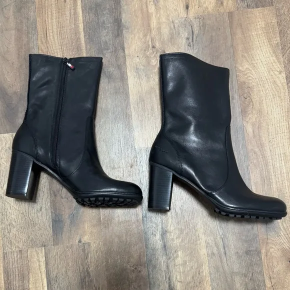 Tommy Hilfiger, Tommy Girl Black Mid Calf Stacked Heel Boots NWT Size 10