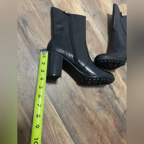 Tommy Hilfiger, Tommy Girl Black Mid Calf Stacked Heel Boots NWT Size 10