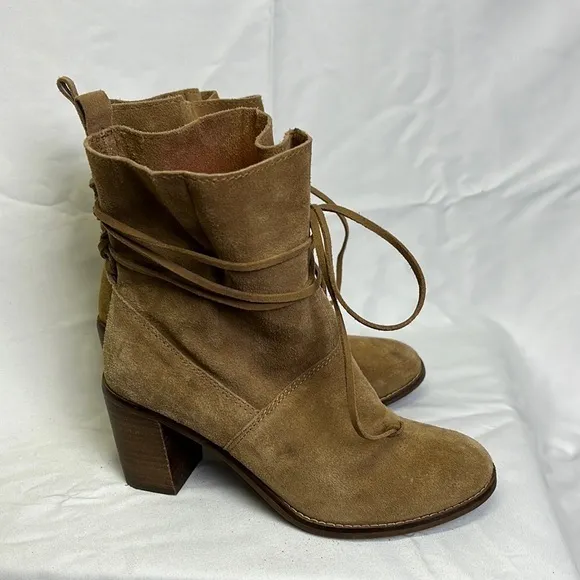 Toms‎ Brown Suede Tie Square Heeled Ankle Booties/Boots Womens Size 7