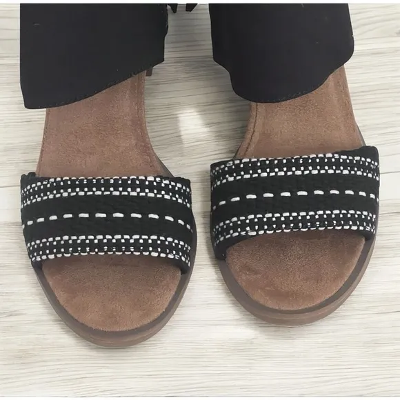 TOMS Majorca Black Open Toe Heel Sandals