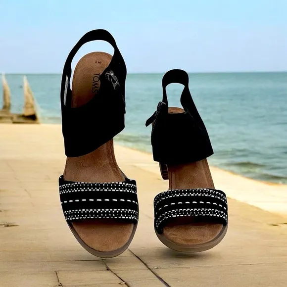 TOMS Majorca Black Open Toe Heel Sandals