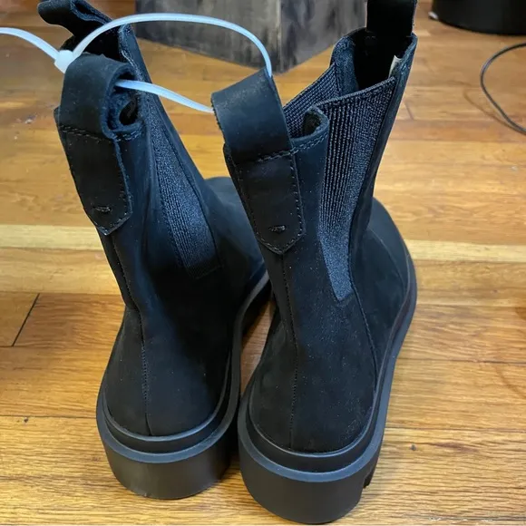 Toms Women's Rowan Black Pull On Chelsea Boots (8 NWOB)