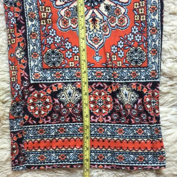 TOPSHOP Persian Rug Tube Skirt Size 4. RARE ❣️