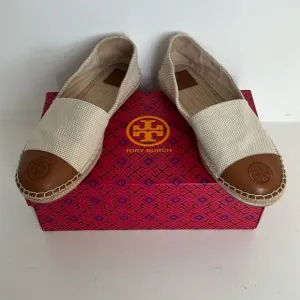 Tory Burch Color Block Canvas/Leather Espadrille Cream/Brown NWOT Size 9.5