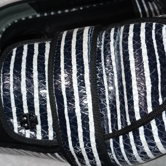 Tory Burch Evette Striped Patent Penny Loafers Size 8.5