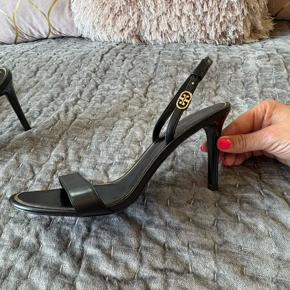 Tory Burch Holly 2 Black Leather Silver Emblem Slingback Heels Sandals S…