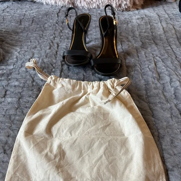 Tory Burch Holly 2 Black Leather Silver Emblem Slingback Heels Sandals S…