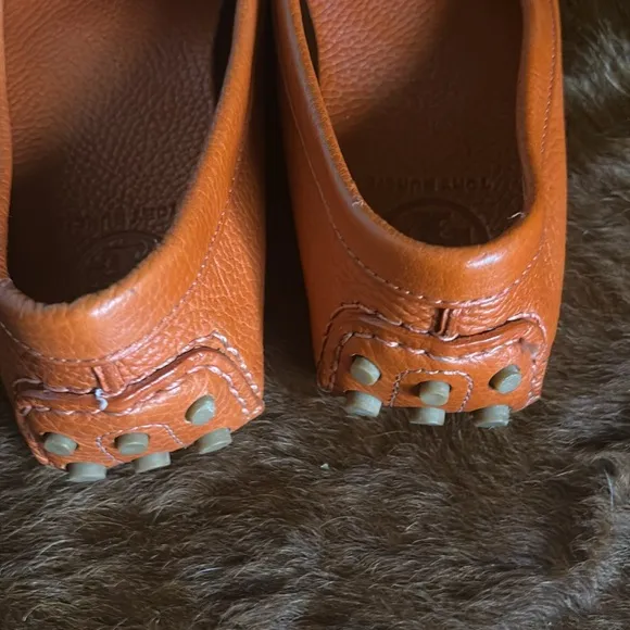 Tory Burch Kendrick driving loafers  Size 8