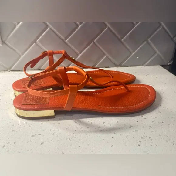 Tory Burch Orange Sandals Size 8.5, Gold Logo T-Strap, Excellent condition