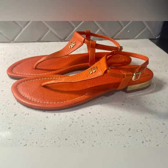 Tory Burch Orange Sandals Size 8.5, Gold Logo T-Strap, Excellent condition