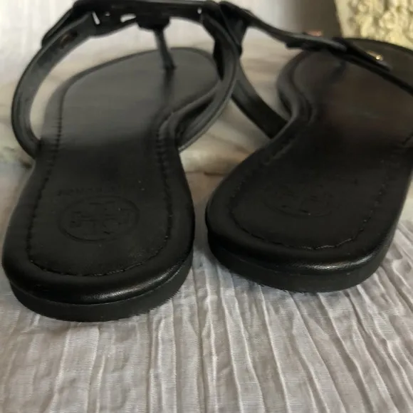 TORY BURCH Size 9 MILLER matte black leather thong slip ons sandals