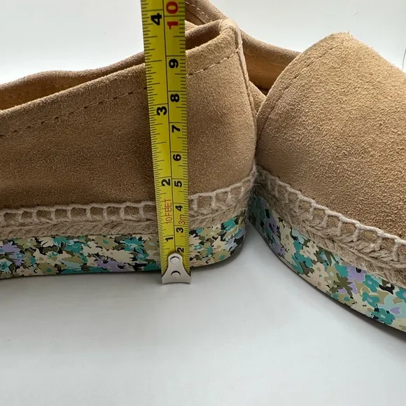 Tory Burch Tan Suede Espadrilles Wedge Size 7 EUC