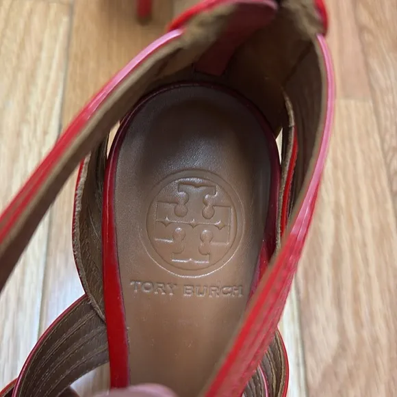 Tory Burch Tory Red 602 Ines Round Kitten Heel Sandals Zip Back Shoe‎ - size 7