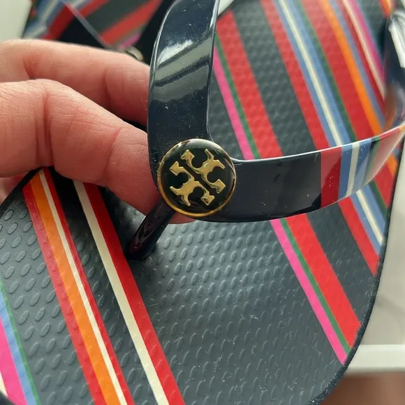 Tory Burch Women's Cut-Out Wedge Flip-Flops Navy platform sandal size 9.5