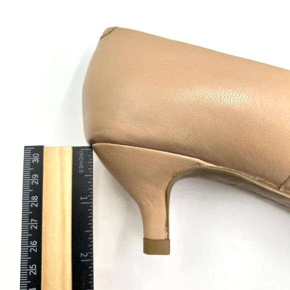 Trotters Womens Size 6.5 Beige Nude Tan Leather Kitten Heels Pumps Shoes
