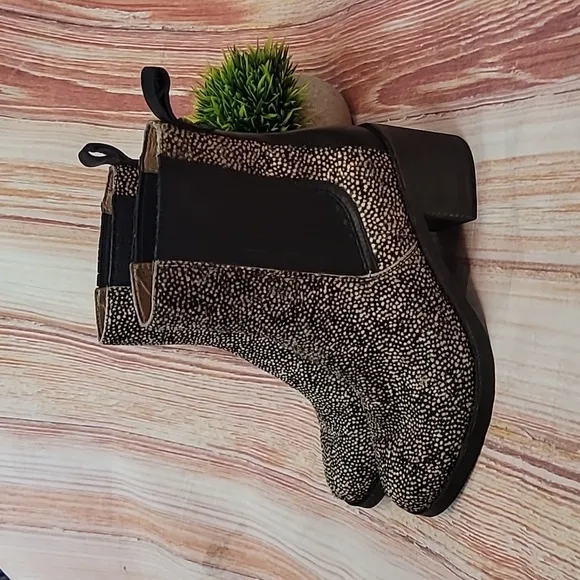 UGG Australia CAMDEN EXOTIC Calf Hair Boots