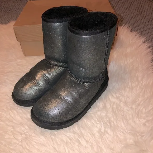 UGG Australia Glitter Sheepskin Mid Calf Boots Sz 4