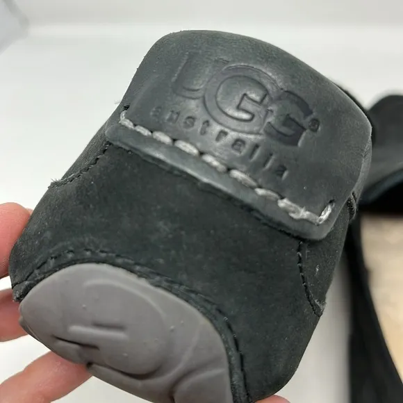 UGG AUSTRALIA Slate Gray Nubuck Leather Slip On Driving Loafer Shoe MENS SIZE 9