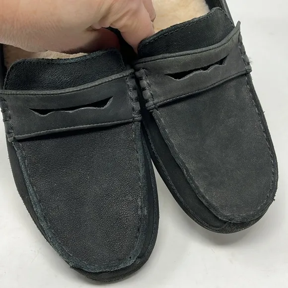 UGG AUSTRALIA Slate Gray Nubuck Leather Slip On Driving Loafer Shoe MENS SIZE 9