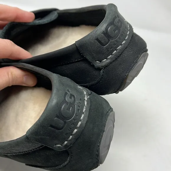 UGG AUSTRALIA Slate Gray Nubuck Leather Slip On Driving Loafer Shoe MENS SIZE 9