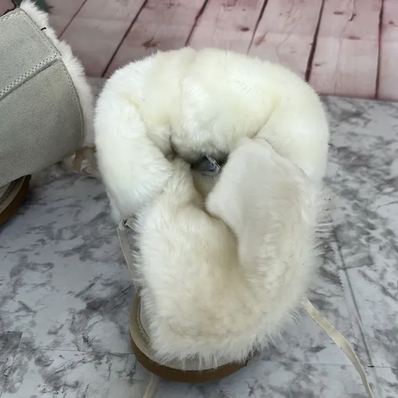 UGG Australia Whitley mid calf boots size 9