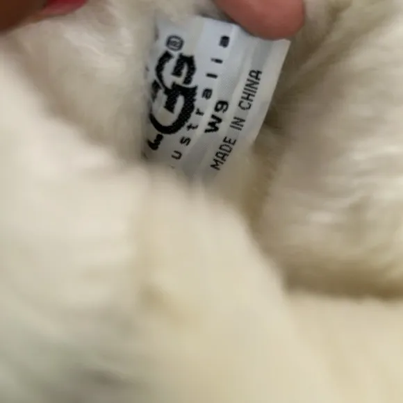 UGG Australia Whitley mid calf boots size 9
